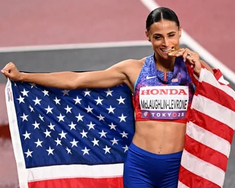 The American sprinter posts quickest female 400m in fourty years to secure gold medal