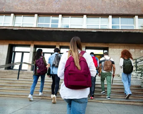 As Teen Boys Move Right, the Rise of the 'New Chill Girl' Phenomenon Becomes Apparent