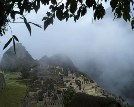 Rocks on Railway Lines Trap 900 Tourists en route to Peru's Historic Site